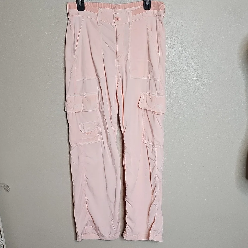 American Eagle Dreamy Drape Stretch Cargo Super High Waist Baggy Pants 6 Peach - Picture 1 of 10